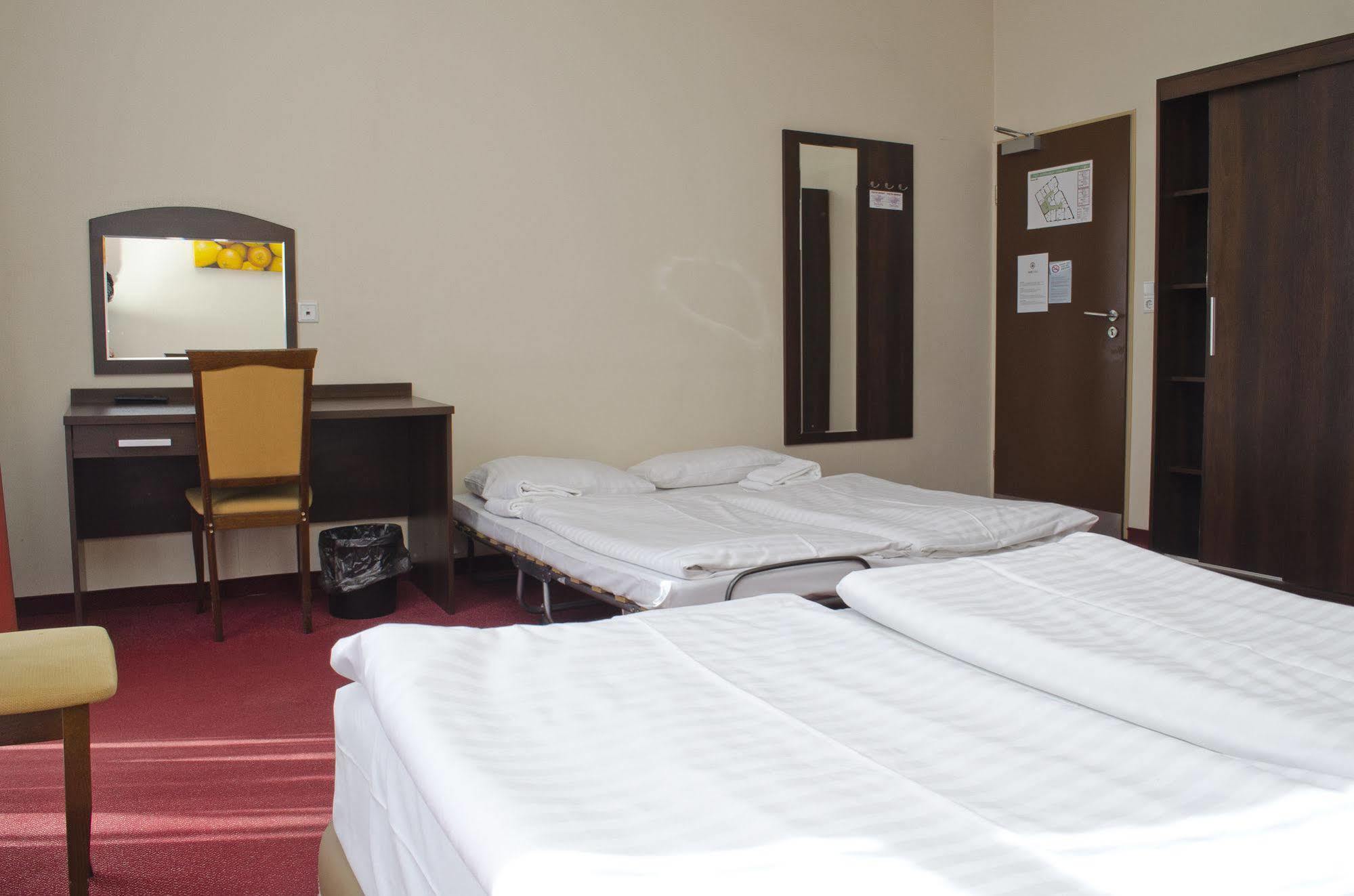 Hotel Polo Am Zob Hamburg Zewnętrze zdjęcie